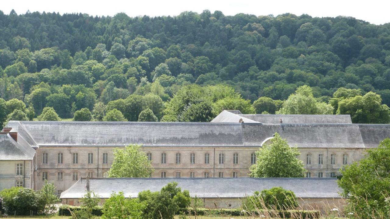 Laroulottedubec Malleville-sur-le-Bec Exterior foto